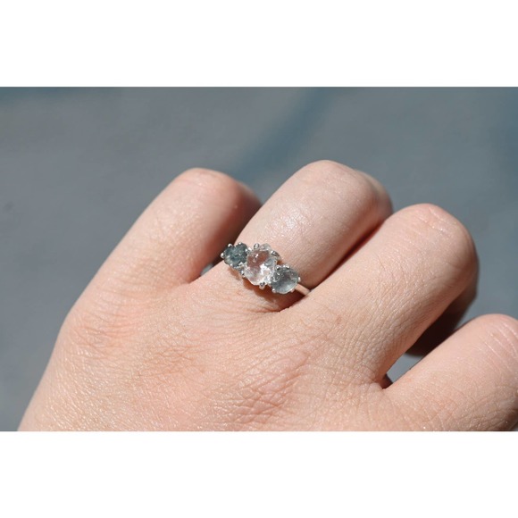 Blue Sapphire ring, Raw stone ring, Gemstone rings, Rings for women, Raw… - Picture 3 of 4